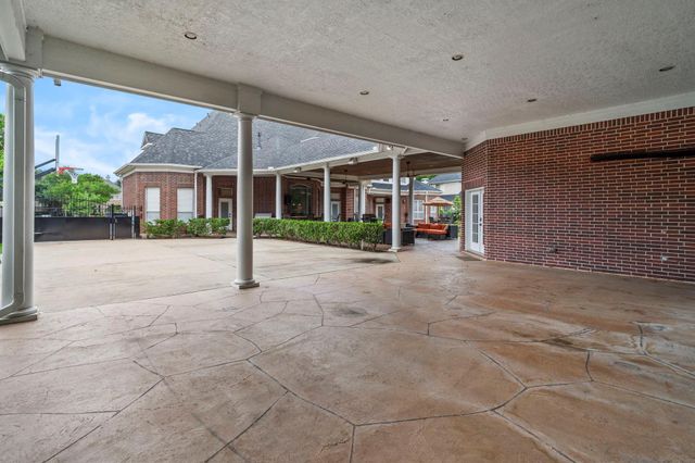 8214 Forest Gate Drive, Sugar Land, TX 77479