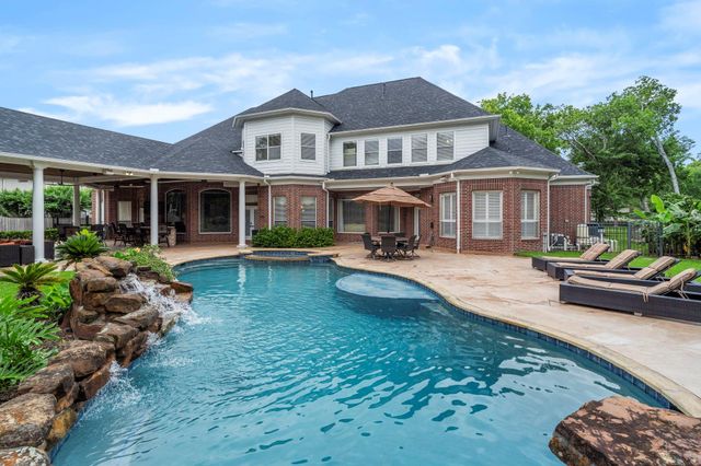 8214 Forest Gate Drive, Sugar Land, TX 77479