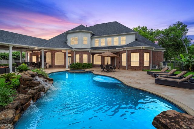 8214 Forest Gate Drive, Sugar Land, TX 77479