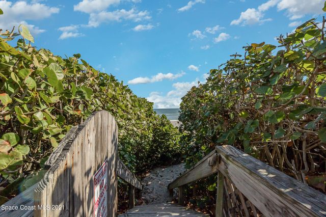 995 N Highway A1a 206, Indialantic, FL 32903