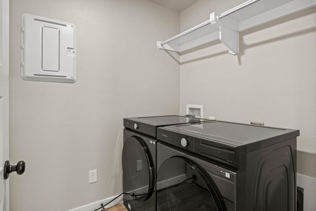 2012 Plains Avenue, Wolfforth, TX 79382