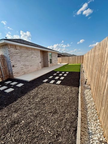 2012 Plains Avenue, Wolfforth, TX 79382