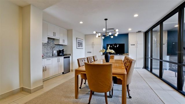 1400 1ST AVENUE W 206, Bradenton, FL 34205
