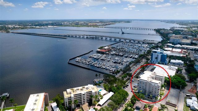 1400 1ST AVENUE W 206, Bradenton, FL 34205