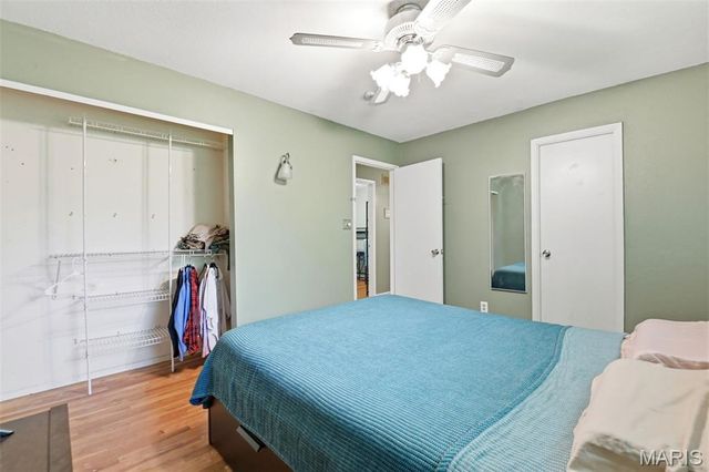 1901 Croftdale Drive, Florissant, MO 63031