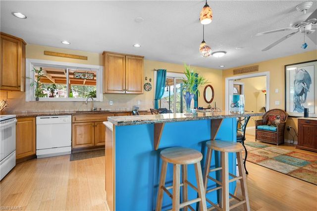 6168 Sunnybrook BLVD, Englewood, FL 34224