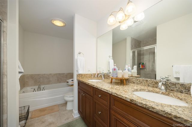 320 Hudson View Terrace, Hyde Park, NY 12538