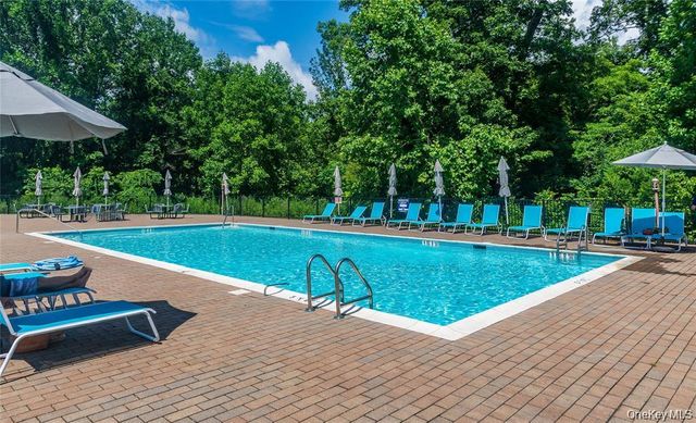 320 Hudson View Terrace, Hyde Park, NY 12538