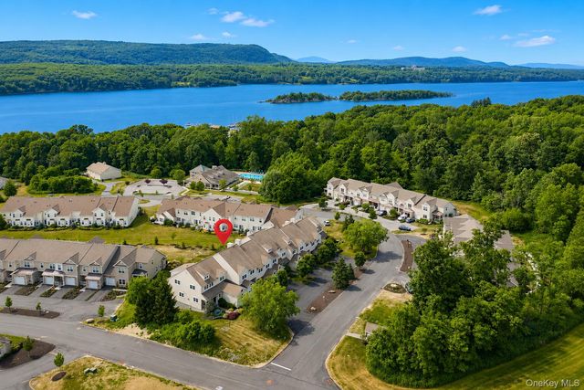 320 Hudson View Terrace, Hyde Park, NY 12538