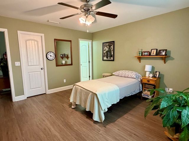 204 Thistlewood Drive, Dothan, AL 36301