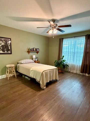 204 Thistlewood Drive, Dothan, AL 36301