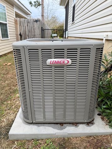 204 Thistlewood Drive, Dothan, AL 36301