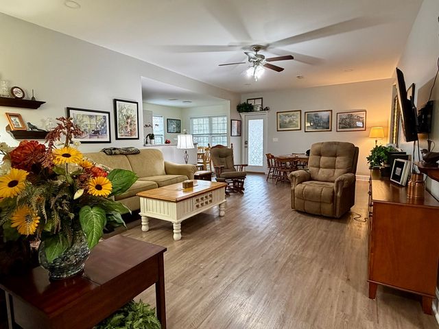 204 Thistlewood Drive, Dothan, AL 36301