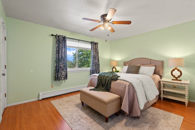 1984 Camino Manzana, Los Alamos, NM 87544