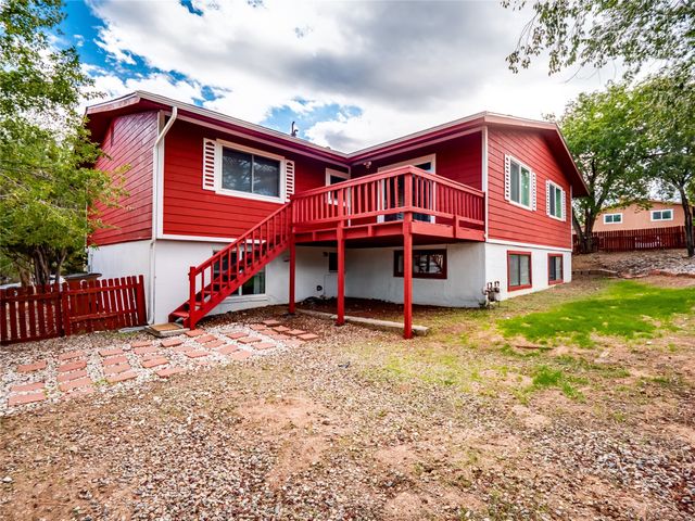 1984 Camino Manzana, Los Alamos, NM 87544