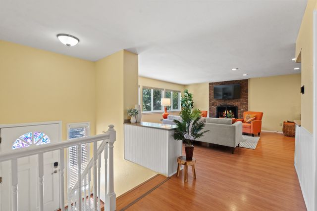 1984 Camino Manzana, Los Alamos, NM 87544