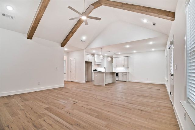 30 Clevelys Lane, Bella Vista, AR 72715