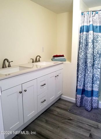 109 KERNS Street, Pomona Park, FL 32181