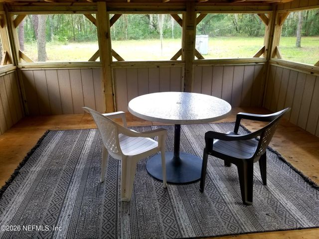 109 KERNS Street, Pomona Park, FL 32181