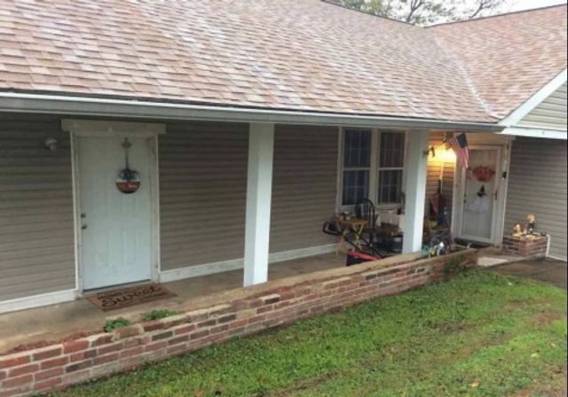 413 W Church St, W, Lewisburg, TN 37091