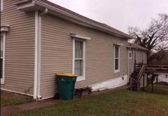 413 W Church St, W, Lewisburg, TN 37091