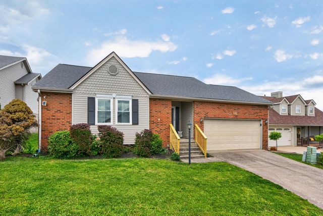 105 Pebble Beach Court, Frankfort, KY 40601