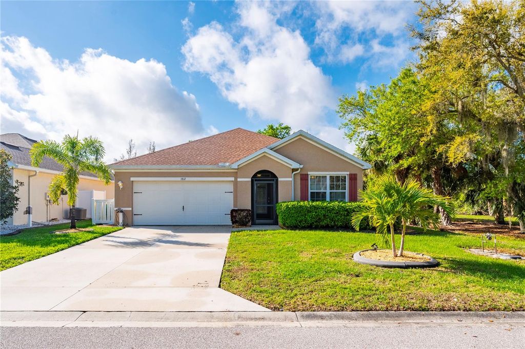 Image 4 of property listing at 7812 MIKASA DRIVE, Punta Gorda, FL 33950