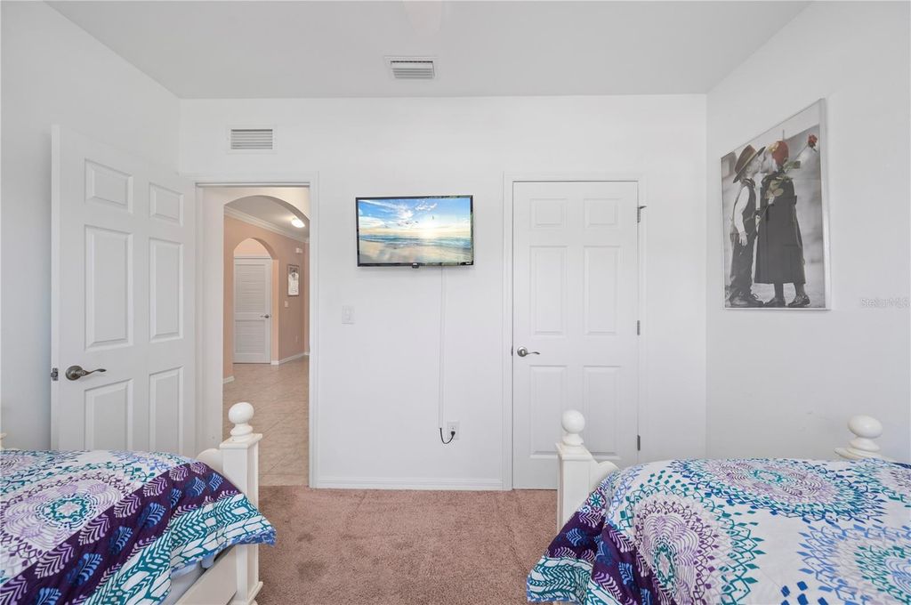 Image 37 of property listing at 7812 MIKASA DRIVE, Punta Gorda, FL 33950