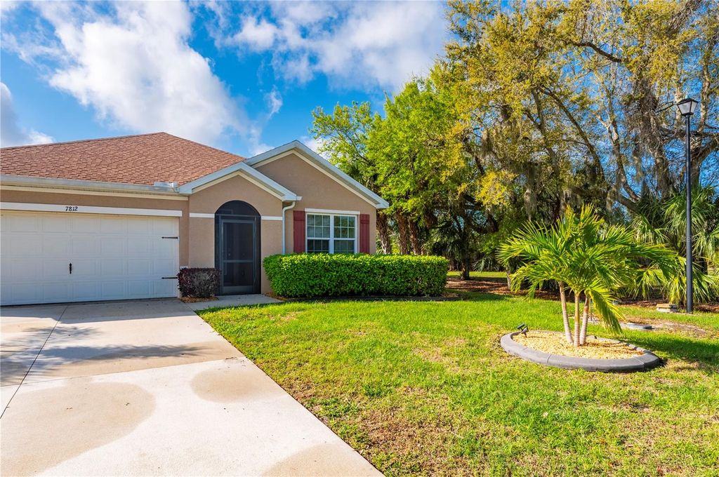 Image 5 of property listing at 7812 MIKASA DRIVE, Punta Gorda, FL 33950