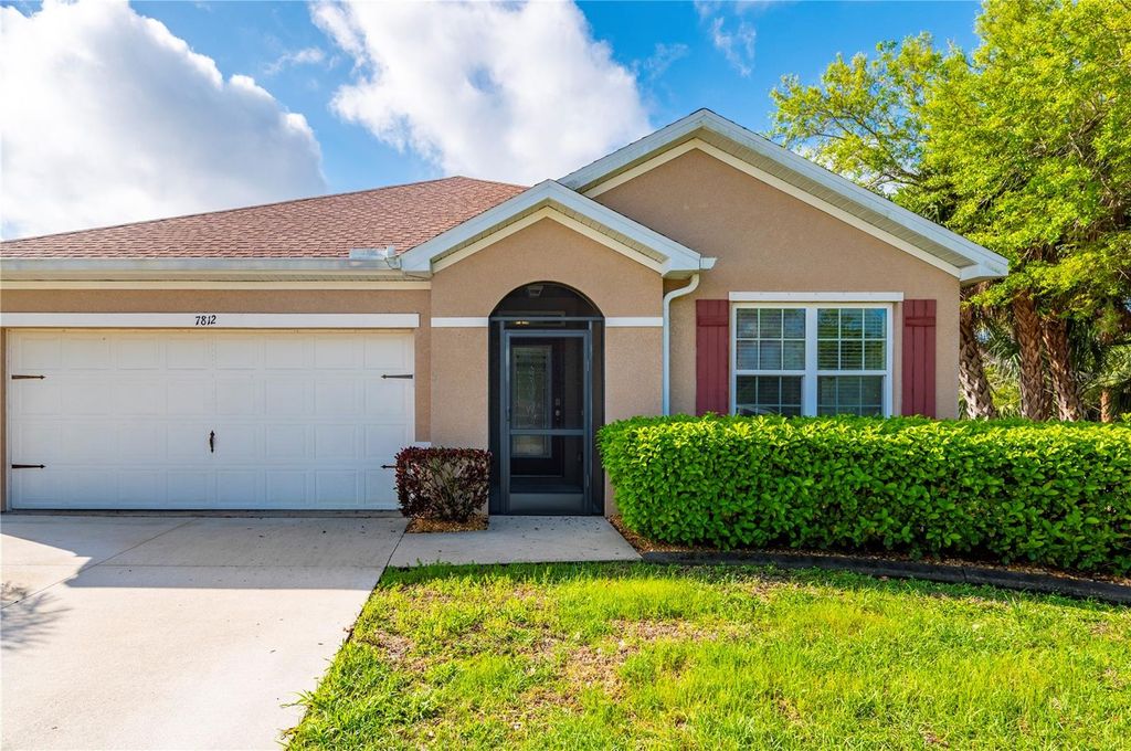 Image 7 of property listing at 7812 MIKASA DRIVE, Punta Gorda, FL 33950