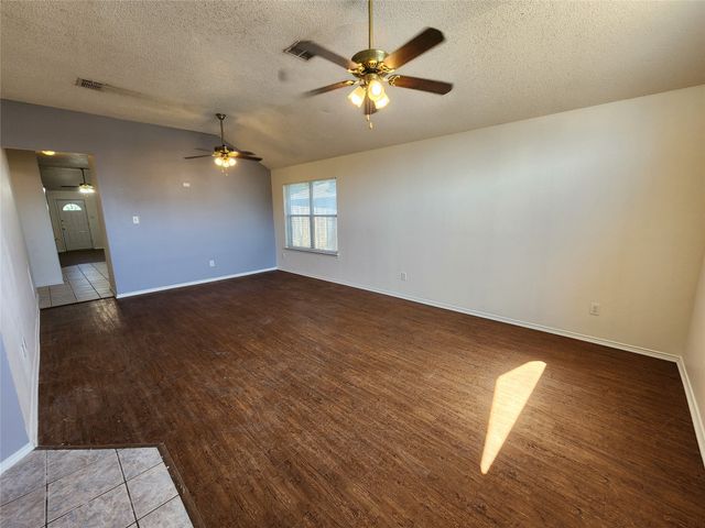 504 Ryan Street, Saginaw, TX 76179