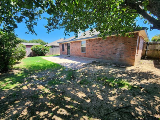 504 Ryan Street, Saginaw, TX 76179