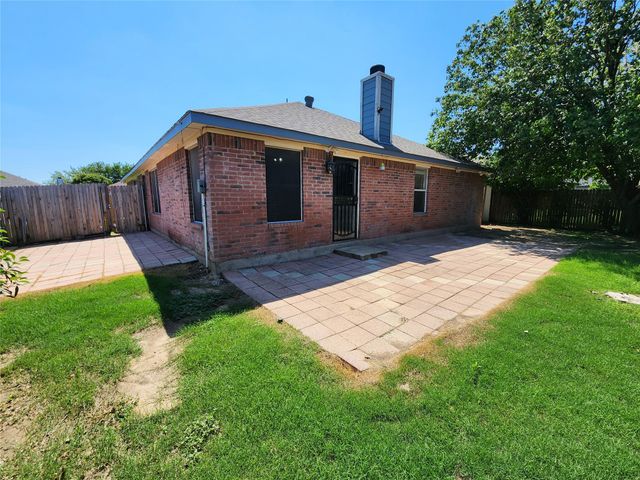 504 Ryan Street, Saginaw, TX 76179