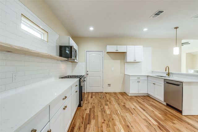 11651 Yoakum Drive, Frisco, TX 75035