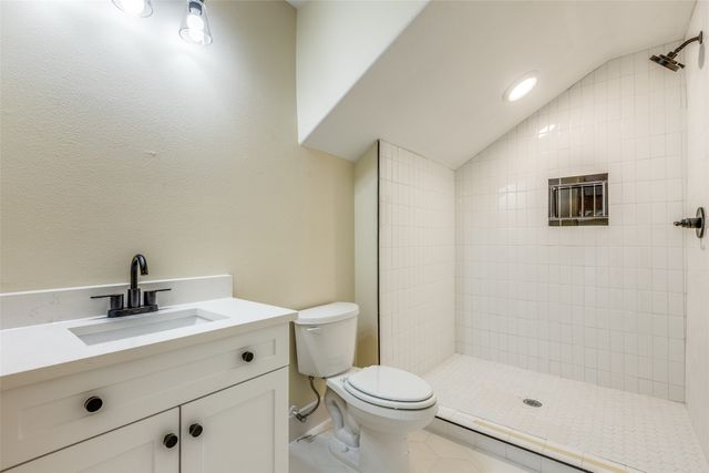 11651 Yoakum Drive, Frisco, TX 75035