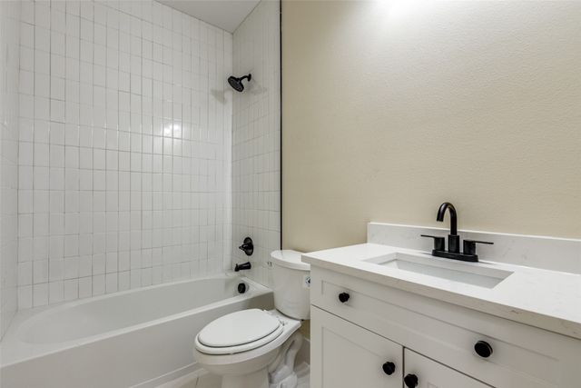 11651 Yoakum Drive, Frisco, TX 75035