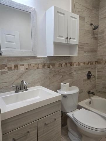 9740 NW 5th Ave B, Miami, FL 33150