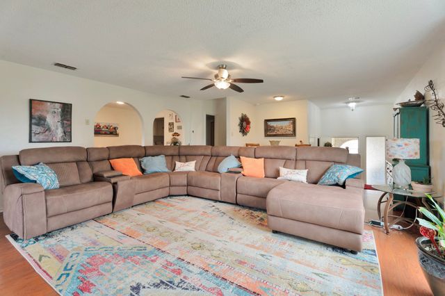 4507 Overlook Court, Granbury, TX 76049