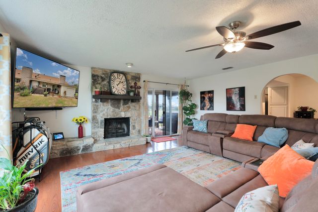 4507 Overlook Court, Granbury, TX 76049