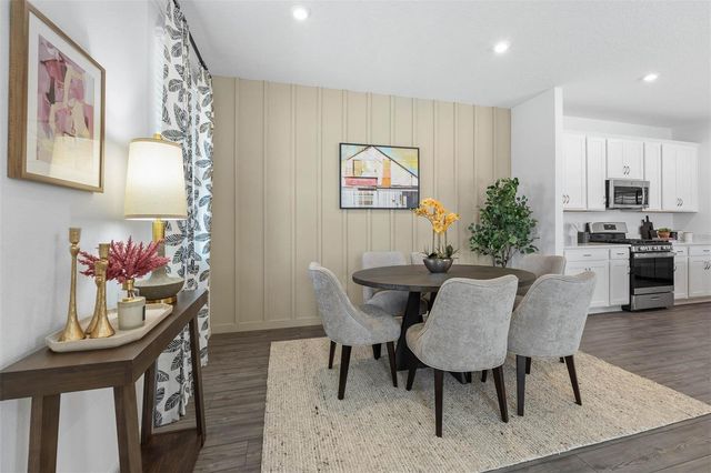 4698 INNER WORLD LANE, Wesley Chapel, FL 33543