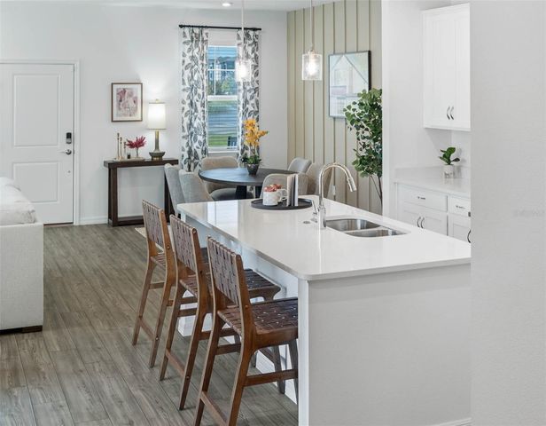 4698 INNER WORLD LANE, Wesley Chapel, FL 33543