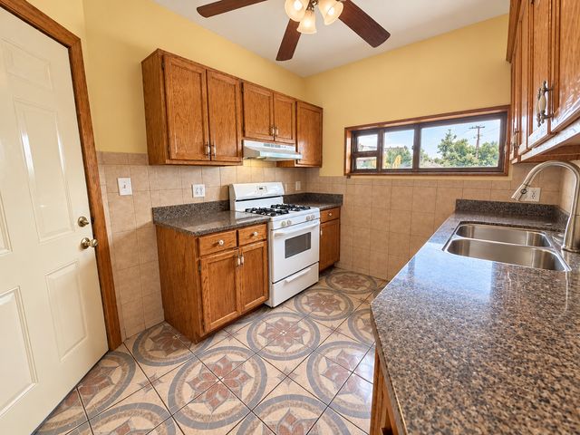 2410 N Kildare Avenue 1, Chicago, IL 60639