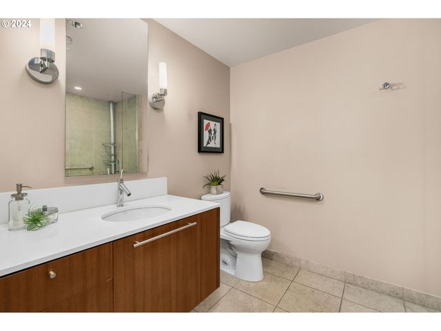 311 Nw 12TH Ave 402, Portland, OR 97209