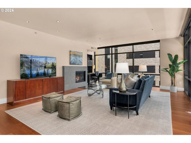 311 Nw 12TH Ave 402, Portland, OR 97209