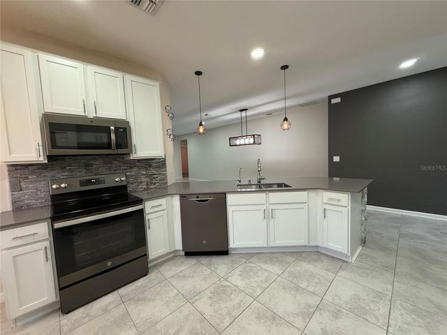 4497 BLUFF OAK LOOP, Kissimmee, FL 34746