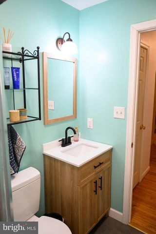 12 S NACE LN, Dover, DE 19901