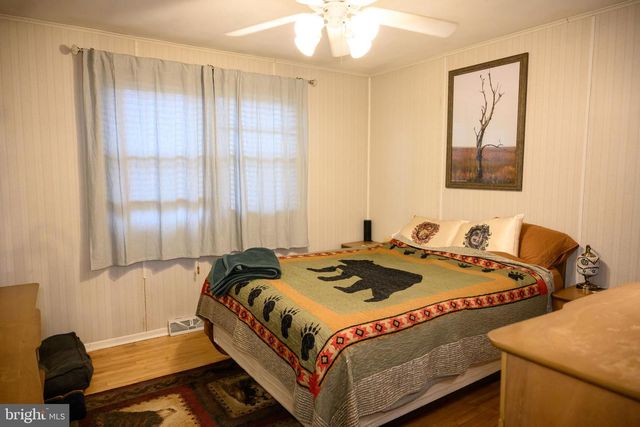 12 S NACE LN, Dover, DE 19901