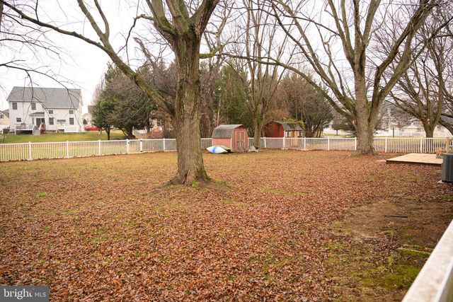 12 S NACE LN, Dover, DE 19901