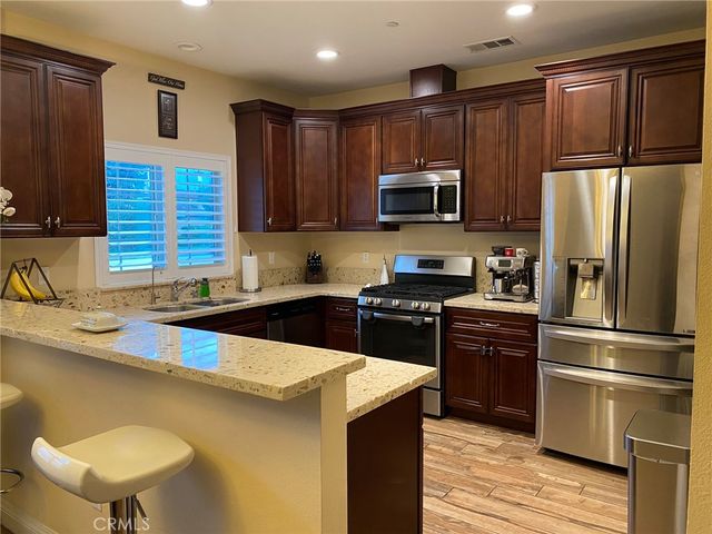 9116 Florence ave, Downey, CA 90240