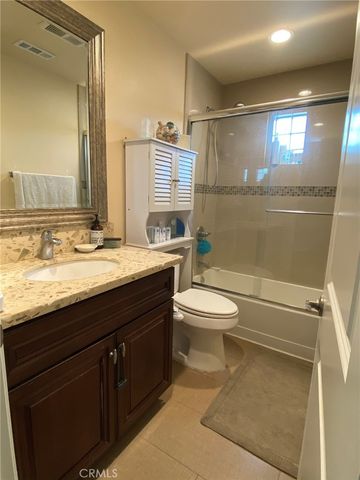 9116 Florence ave, Downey, CA 90240